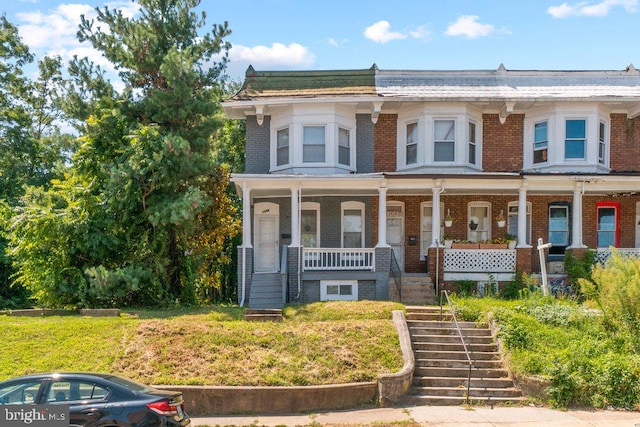 view of front of house featuring a porch