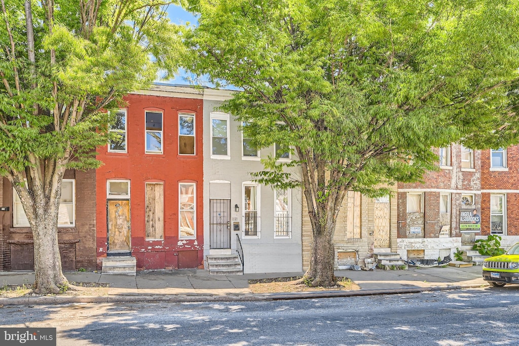 view of townhome / multi-family property