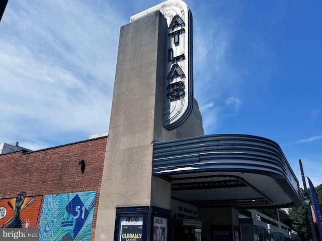 view of building exterior