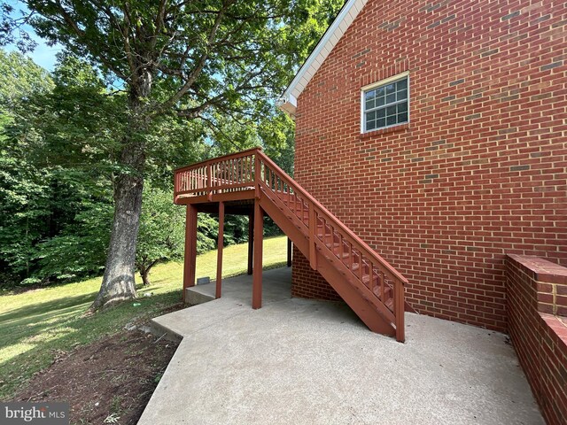 view of patio featuring a wooden deck