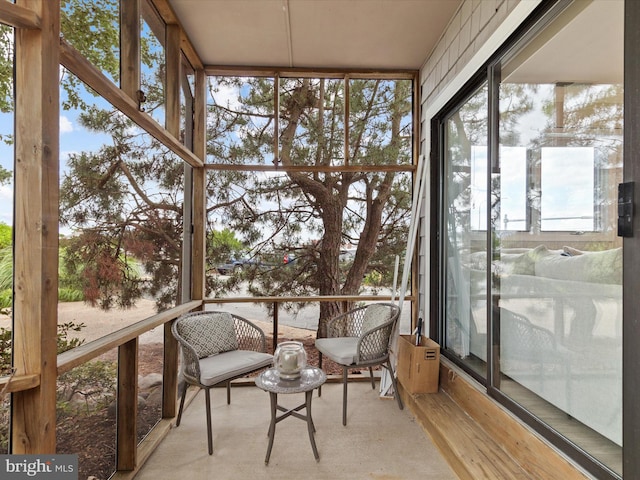 view of sunroom / solarium