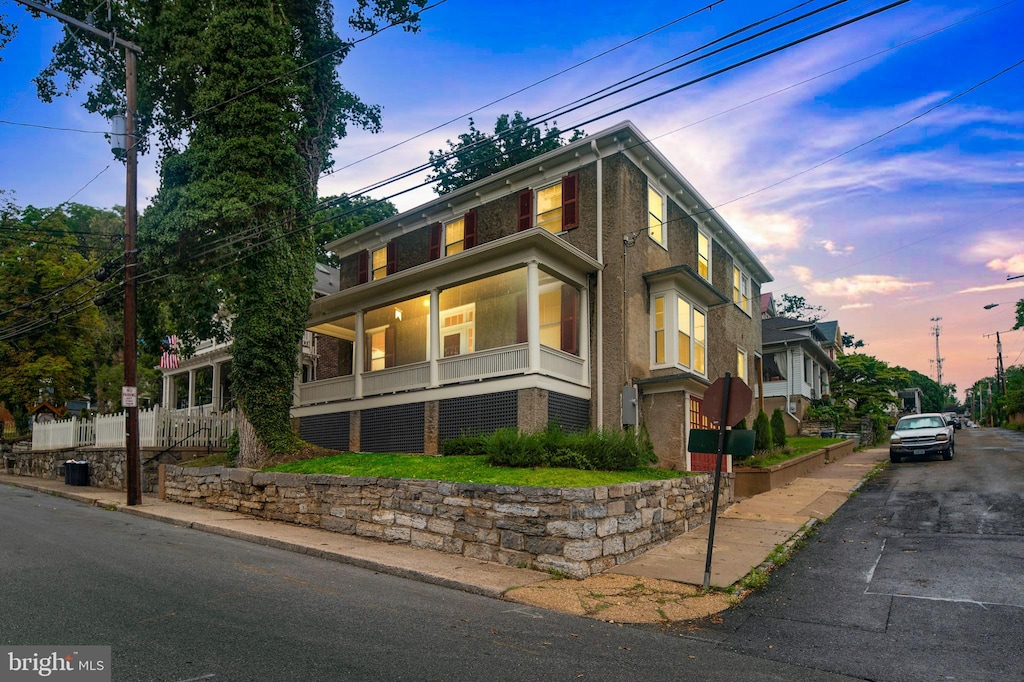 view of front of home