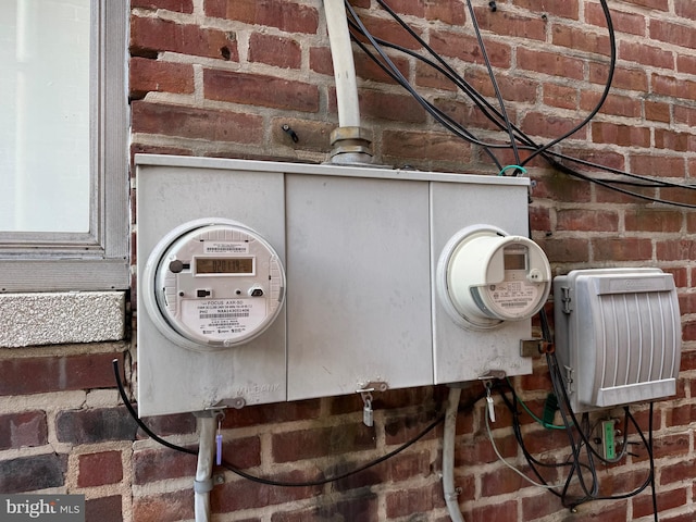 1717 W 4th St, Wilmington, DE 19805 - exterior view of electric meter and brick siding