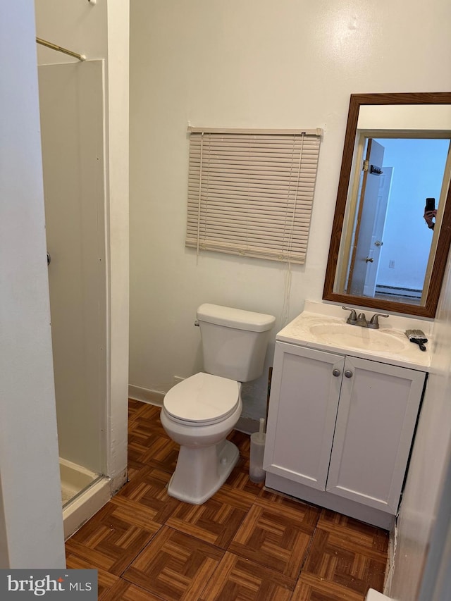 1717 W 4th St, Wilmington, DE 19805 - full bathroom featuring walk in shower, toilet, and vanity