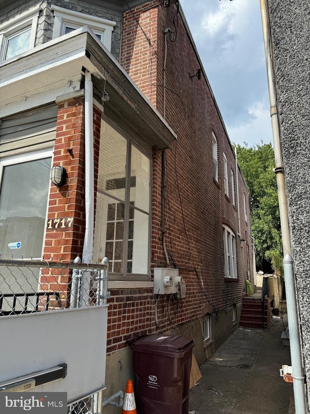 1717 W 4th St, Wilmington, DE 19805 - view of property exterior with brick siding