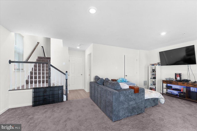 living room featuring carpet floors