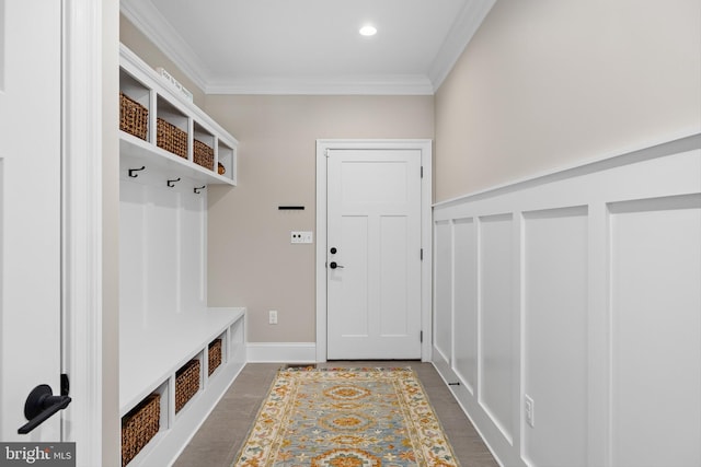 mudroom featuring crown molding