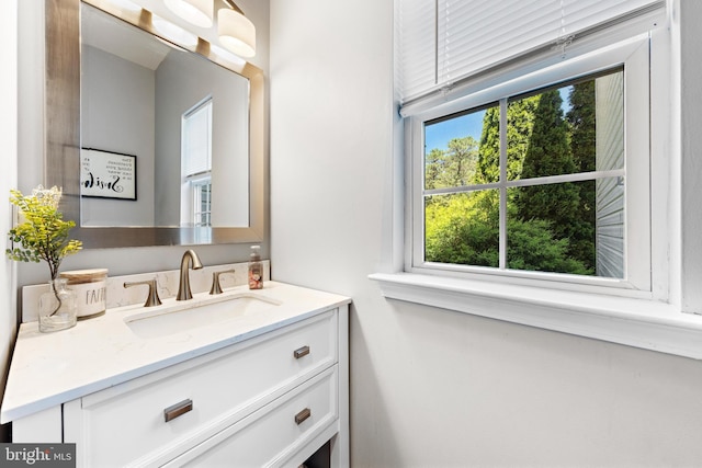 bathroom with vanity