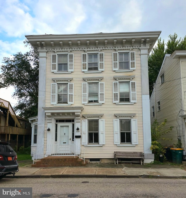 view of italianate house