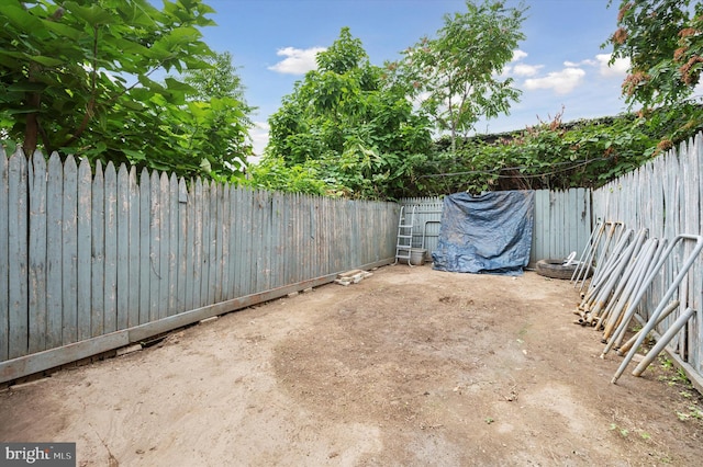 view of yard with a patio area