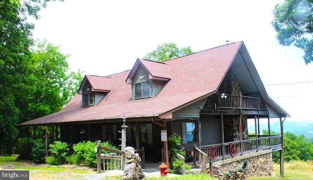 view of front of house with a porch