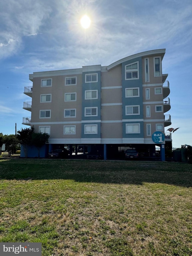 view of building exterior