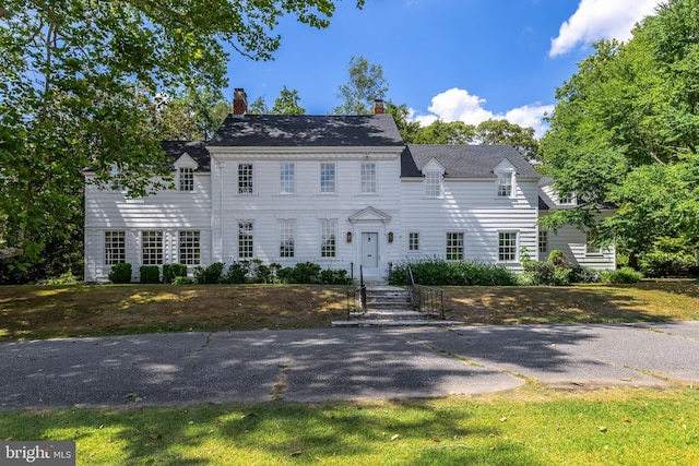 view of colonial inspired home