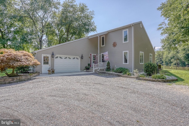 view of front facade featuring a garage