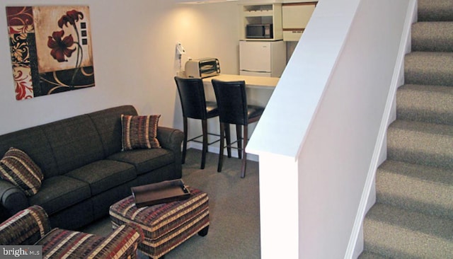 living room with carpet floors