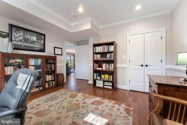 office area featuring ornamental molding and dark hardwood / wood-style floors