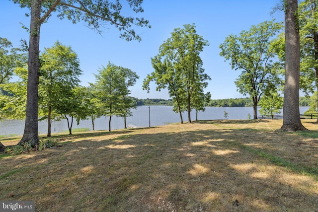 view of yard with a water view