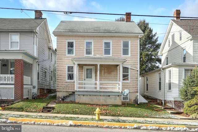 view of front of house with covered porch