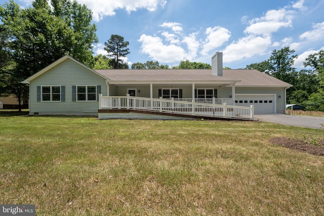 ranch-style house featuring a front lawn