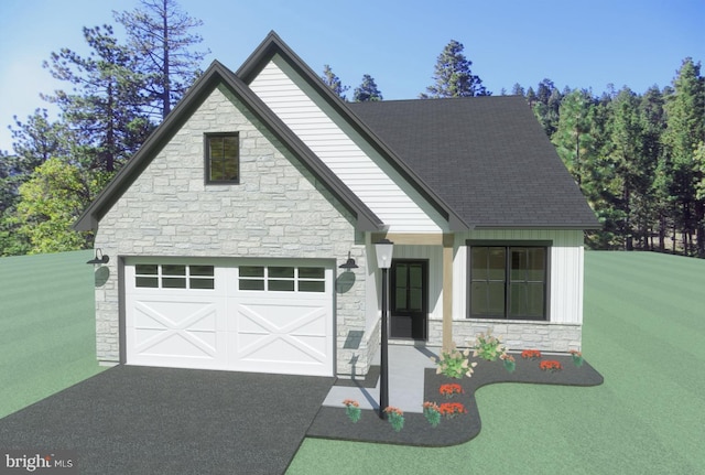 view of front facade featuring covered porch and a front yard