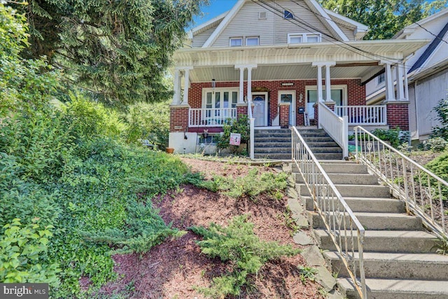 view of front of property with covered porch