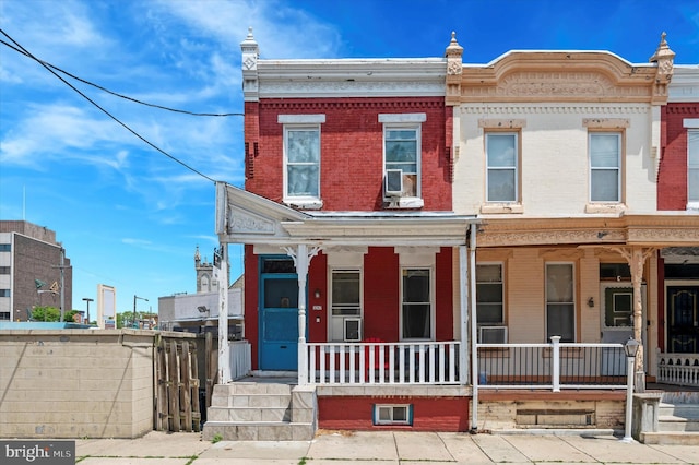 view of front of house with a porch