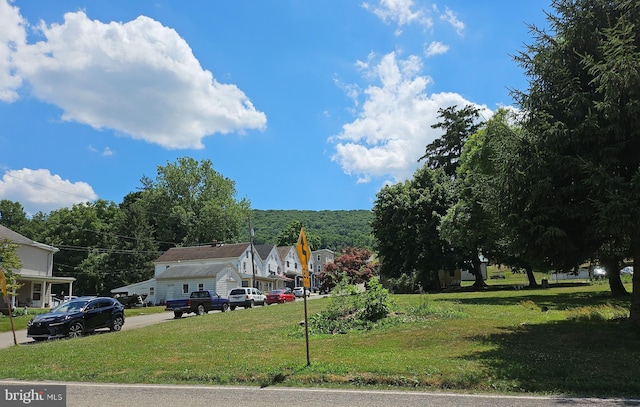 Listing photo 2 for 520E Center St, Millersburg PA 17061