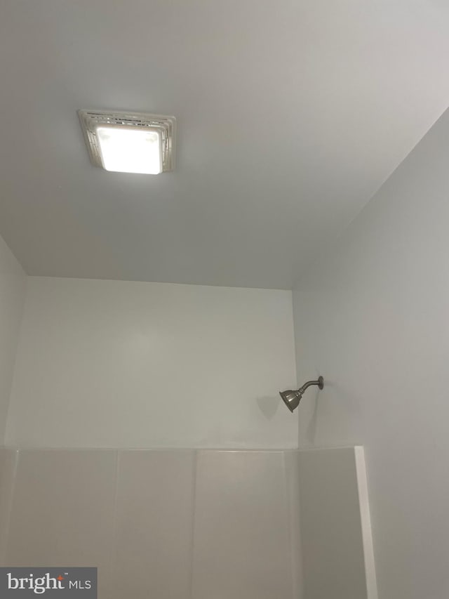 room details with a shower