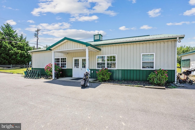 view of manufactured / mobile home