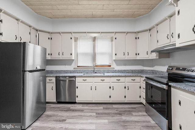 75 Church St, Beverly, NJ 08010 - kitchen featuring stainless steel appliances, white cabinets, and sink