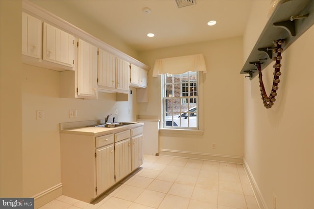 kitchen featuring sink