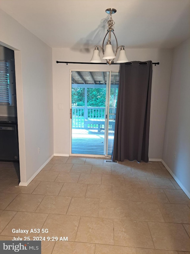 view of unfurnished dining area