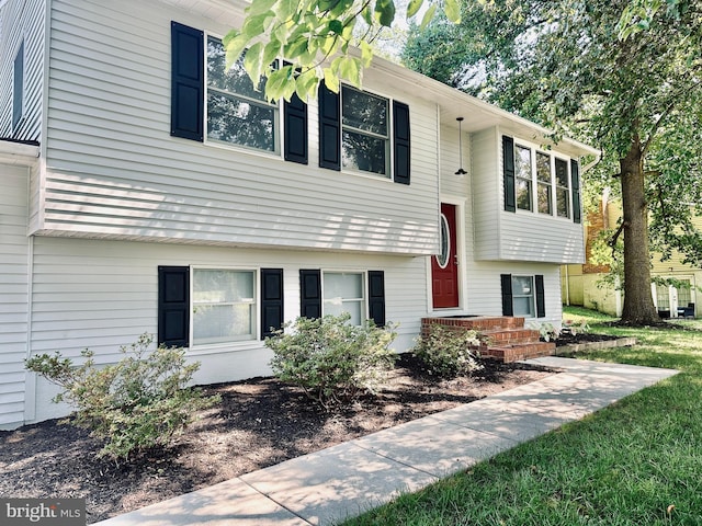 view of split foyer home