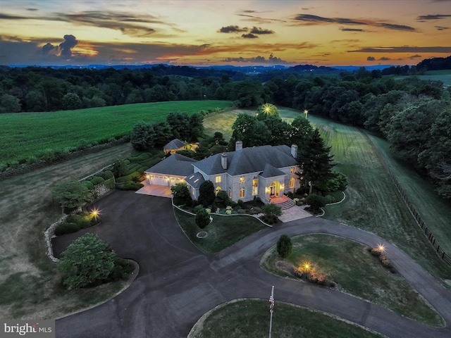 view of aerial view at dusk