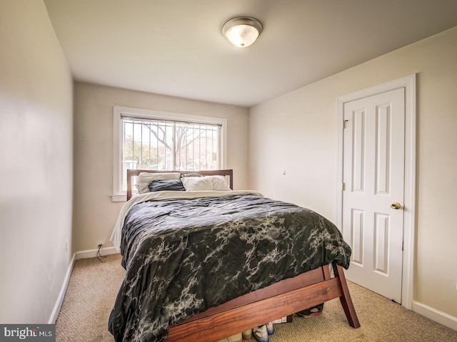 bedroom with carpet flooring