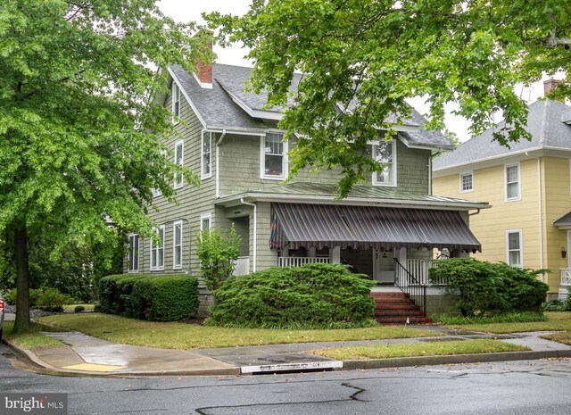 view of front of house