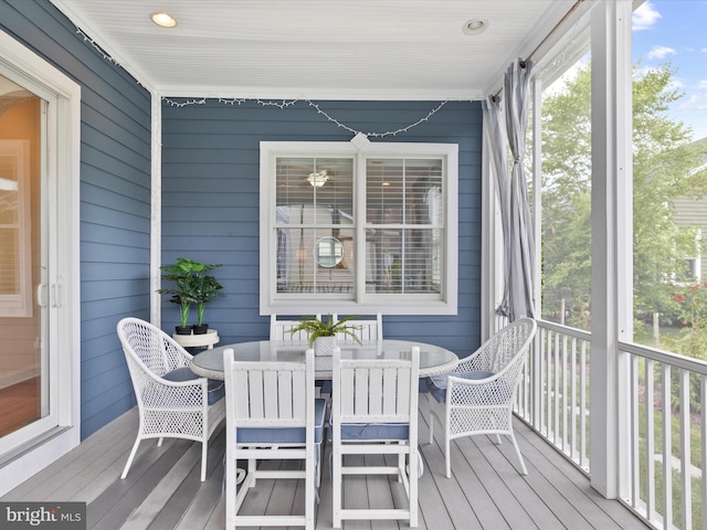 view of sunroom / solarium