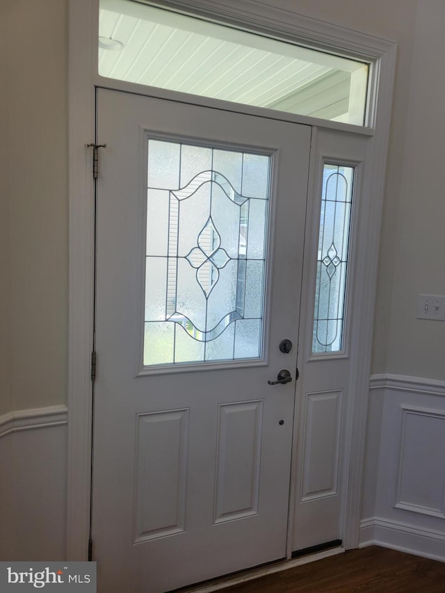 entryway featuring dark hardwood / wood-style floors