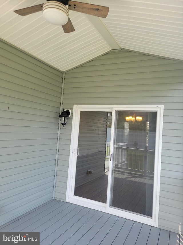 deck with ceiling fan