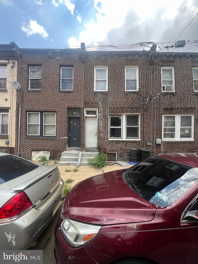 view of townhome / multi-family property