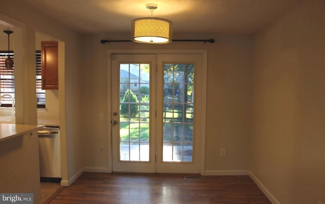 1184 Bannister Cir, Waldorf, MD 20602 - doorway with wood finished floors and baseboards