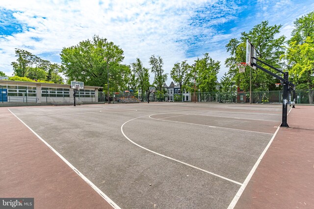 57 N St NW Unit 433, Washington, DC 20001 - view of sport court featuring community basketball court and fence