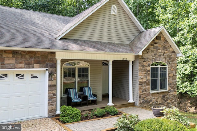 view of front of home featuring covered porch