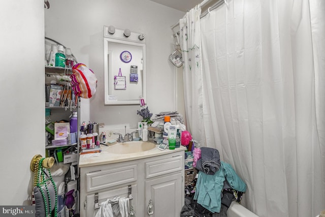 28 N 4th St, Steelton, PA 17113 - bathroom with vanity
