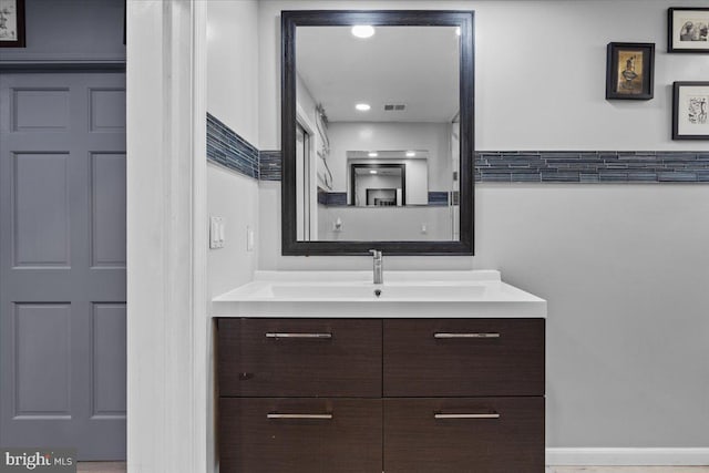 bathroom with vanity