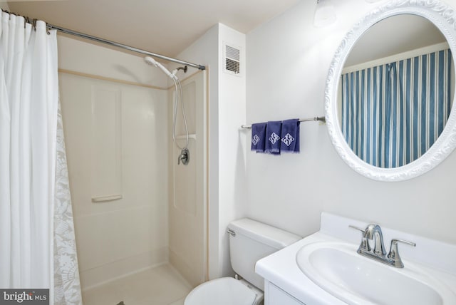 10712 Freds Oak Ct, Burke, VA 22015 - bathroom featuring toilet, a shower with curtain, and vanity
