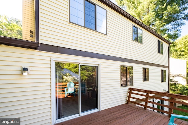10712 Freds Oak Ct, Burke, VA 22015 - view of wooden terrace