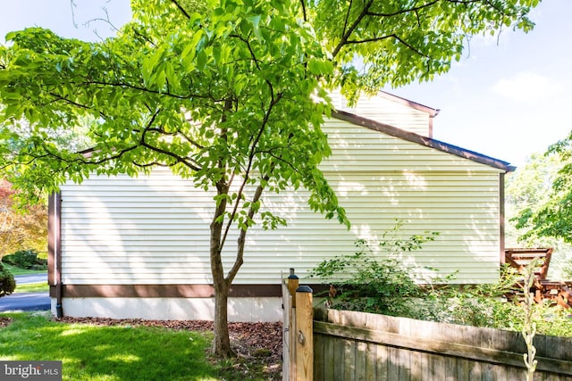 10712 Freds Oak Ct, Burke, VA 22015 - view of property exterior