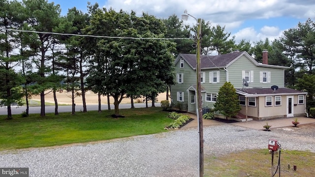 view of front of house with a front yard