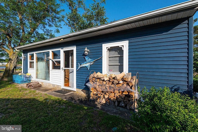 exterior space with a front yard